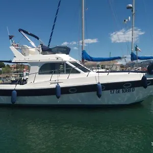 Charter Boat&breakfast Botel Sanremo